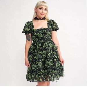 ISO-Sourpuss Creampuff Werewolf Dress in Size Large-ISO-Do Not Buy